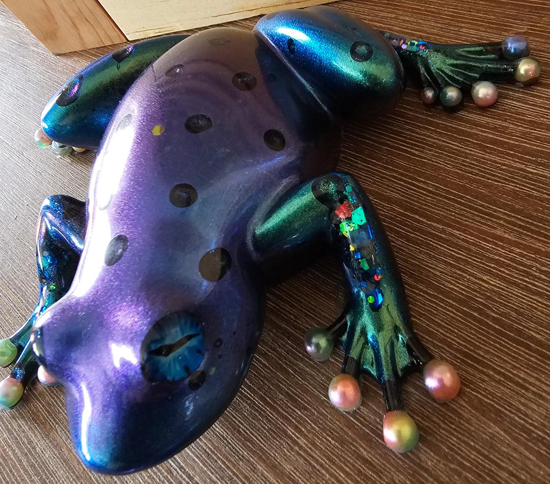 Blue Bling Frog