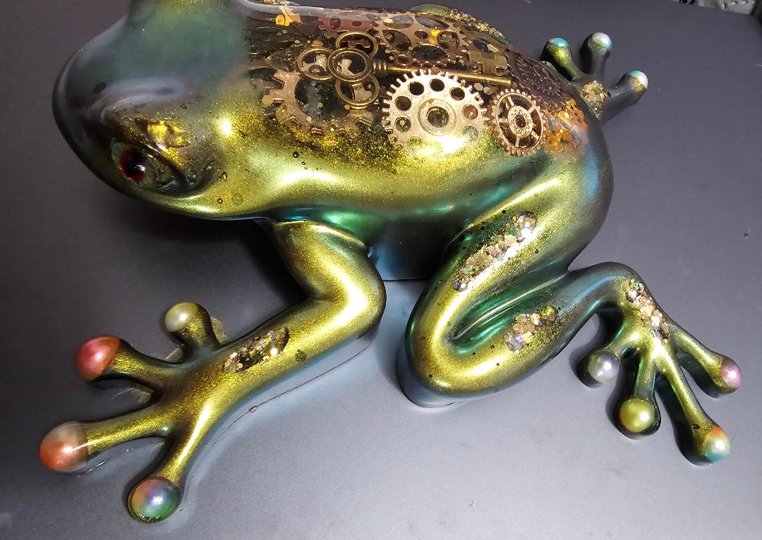 Giant Green Gears/Steampump Frog